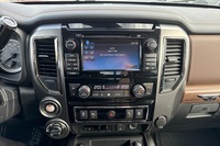 Nissan Titan vaihtoauto