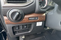 Nissan Titan vaihtoauto