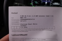 Toyota C-HR vaihtoauto