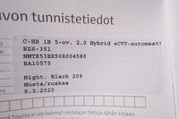 Toyota C-HR vaihtoauto