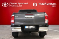 Toyota Hilux vaihtoauto