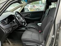 Kia Carens vaihtoauto
