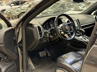 Porsche Cayenne vaihtoauto