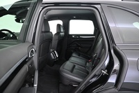 Porsche Cayenne vaihtoauto