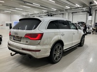 Audi Q7 vaihtoauto