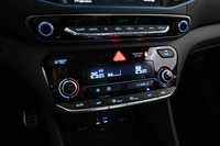 Hyundai IONIQ plug-in vaihtoauto