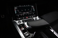 Audi Q8 e-tron vaihtoauto