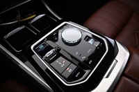 BMW i7 vaihtoauto