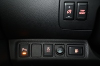 Nissan Navara vaihtoauto