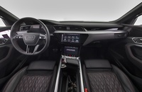 Audi Q8 e-tron vaihtoauto