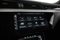 Audi Q8 e-tron vaihtoauto