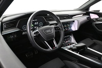 Audi Q8 e-tron vaihtoauto