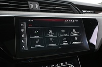 Audi Q8 e-tron vaihtoauto