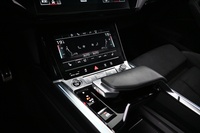 Audi Q8 e-tron vaihtoauto