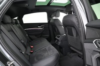 Audi Q8 e-tron vaihtoauto