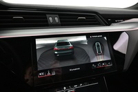 Audi Q8 e-tron vaihtoauto