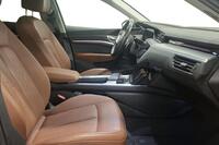 Audi Q8 e-tron vaihtoauto