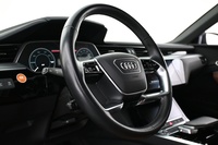 Audi Q8 e-tron vaihtoauto