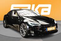 Tesla Model S vaihtoauto