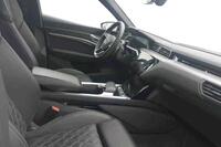 Audi Q8 e-tron vaihtoauto