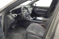 Audi Q8 e-tron vaihtoauto