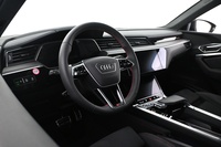 Audi Q8 e-tron vaihtoauto