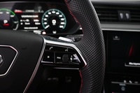 Audi Q8 e-tron vaihtoauto