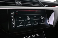 Audi Q8 e-tron vaihtoauto