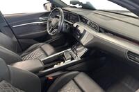 Audi Q8 e-tron vaihtoauto