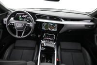 Audi Q8 e-tron vaihtoauto