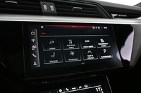 Audi Q8 e-tron vaihtoauto