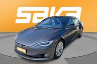 Tesla Model S vaihtoauto