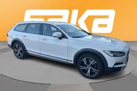 Volvo V90 Cross Country vaihtoauto