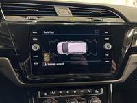 Volkswagen Touran vaihtoauto