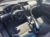 Honda Accord vaihtoauto