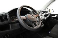 Volkswagen Caravelle vaihtoauto