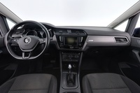 Volkswagen Touran vaihtoauto