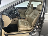 Honda Accord vaihtoauto