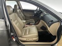 Honda Accord vaihtoauto