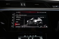 Audi Q8 e-tron vaihtoauto