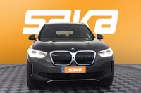 BMW iX3 vaihtoauto
