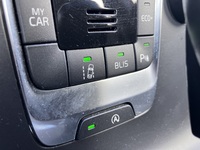 Volvo V40 Cross Country vaihtoauto