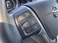 Volvo V40 Cross Country vaihtoauto