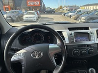 Toyota Hilux vaihtoauto