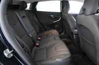 Volvo V40 Cross Country vaihtoauto