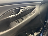 Hyundai i30 5d vaihtoauto