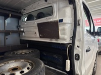 Opel Vivaro vaihtoauto