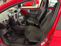 Toyota AYGO vaihtoauto