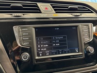 Volkswagen Touran vaihtoauto