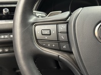 Lexus UX vaihtoauto